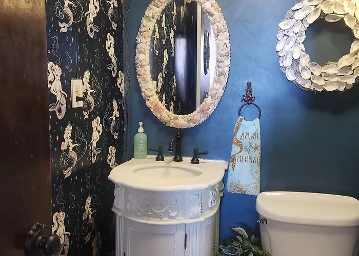 Beautifully Bewitching Mansion Indoor Pool Holiday home Sonoita