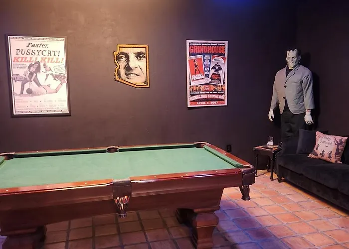 Holiday home Beautifully Bewitching Mansion Indoor Pool Sonoita